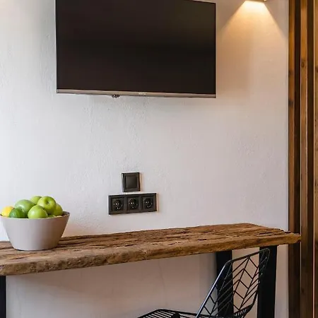 Hébergement de vacances Brand New Duplex In The Centre Of